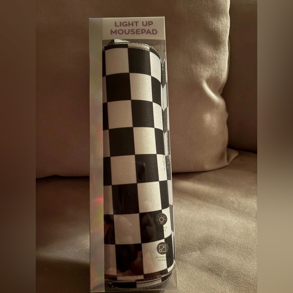 Vivitar Light Up Checkerboard Mousepad NWT!